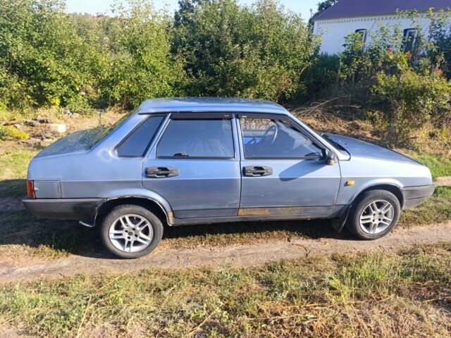 Синій ВАЗ 21099, об'ємом двигуна 1.5 л та пробігом 220 тис. км за 760 $, фото 2 на Automoto.ua