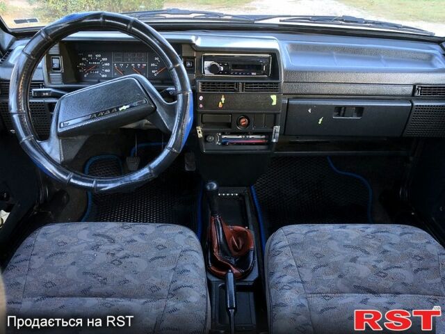 Синій ВАЗ 21099, об'ємом двигуна 1.5 л та пробігом 200 тис. км за 900 $, фото 2 на Automoto.ua