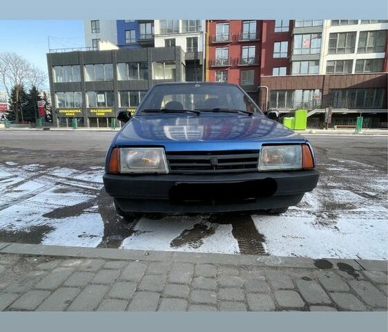 Синий ВАЗ 21099, объемом двигателя 1.5 л и пробегом 245 тыс. км за 1100 $, фото 1 на Automoto.ua