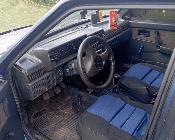 Синий ВАЗ 21099, объемом двигателя 1.5 л и пробегом 238 тыс. км за 1300 $, фото 3 на Automoto.ua