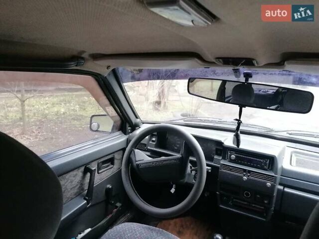 Синий ВАЗ 21099, объемом двигателя 1.5 л и пробегом 246 тыс. км за 894 $, фото 6 на Automoto.ua