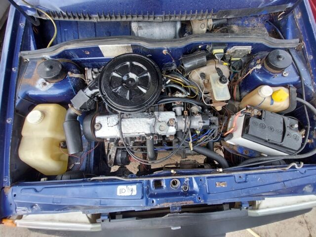 Синий ВАЗ 21099, объемом двигателя 0.15 л и пробегом 150 тыс. км за 926 $, фото 3 на Automoto.ua