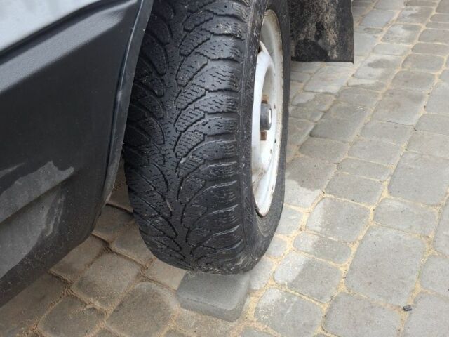 Синій ВАЗ 21099, об'ємом двигуна 1.5 л та пробігом 270 тис. км за 1100 $, фото 6 на Automoto.ua