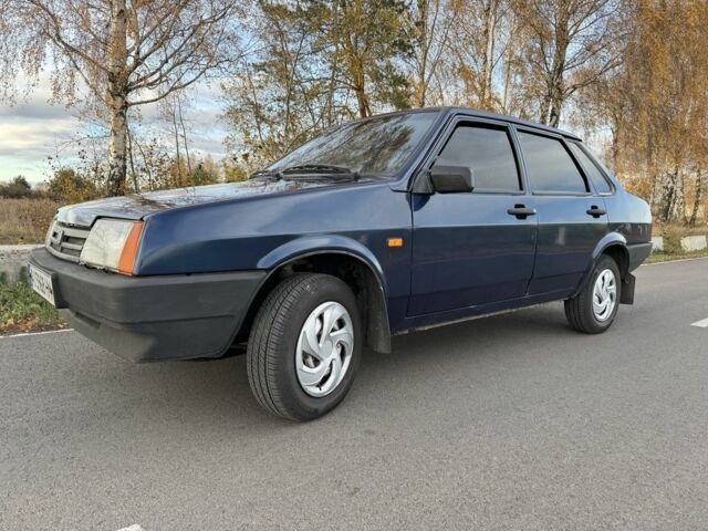 Синий ВАЗ 21099, объемом двигателя 1.5 л и пробегом 300 тыс. км за 1700 $, фото 1 на Automoto.ua