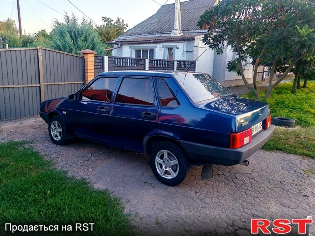 Синий ВАЗ 21099, объемом двигателя 1.5 л и пробегом 250 тыс. км за 1450 $, фото 2 на Automoto.ua