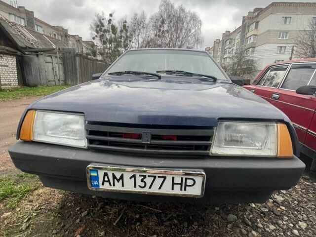 Синий ВАЗ 21099, объемом двигателя 1.5 л и пробегом 250 тыс. км за 1200 $, фото 1 на Automoto.ua