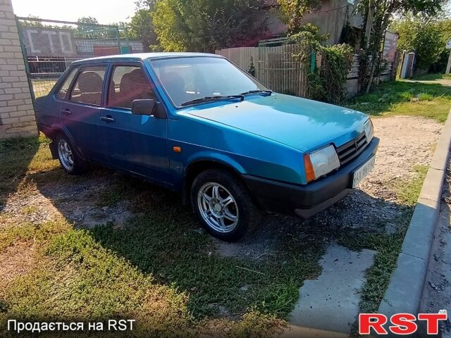Синий ВАЗ 21099, объемом двигателя 1.5 л и пробегом 150 тыс. км за 1010 $, фото 1 на Automoto.ua