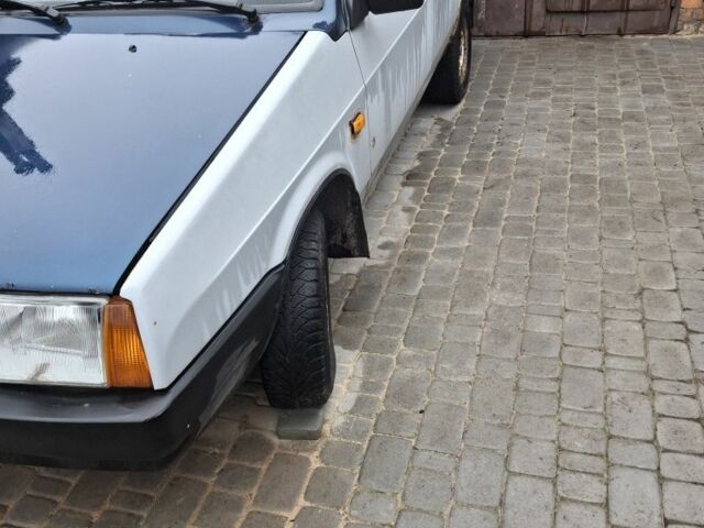 Синій ВАЗ 21099, об'ємом двигуна 1.5 л та пробігом 270 тис. км за 1100 $, фото 1 на Automoto.ua