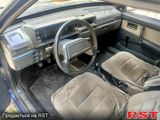 Синий ВАЗ 21099, объемом двигателя 1.5 л и пробегом 300 тыс. км за 500 $, фото 3 на Automoto.ua