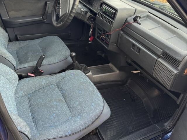 Синий ВАЗ 21099, объемом двигателя 1.5 л и пробегом 300 тыс. км за 1700 $, фото 4 на Automoto.ua