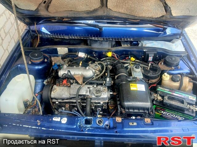 Синий ВАЗ 21099, объемом двигателя 1.5 л и пробегом 300 тыс. км за 500 $, фото 2 на Automoto.ua