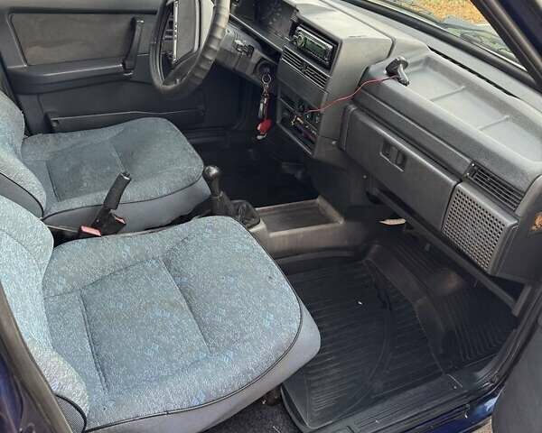 Синій ВАЗ 21099, об'ємом двигуна 1.5 л та пробігом 300 тис. км за 1700 $, фото 3 на Automoto.ua