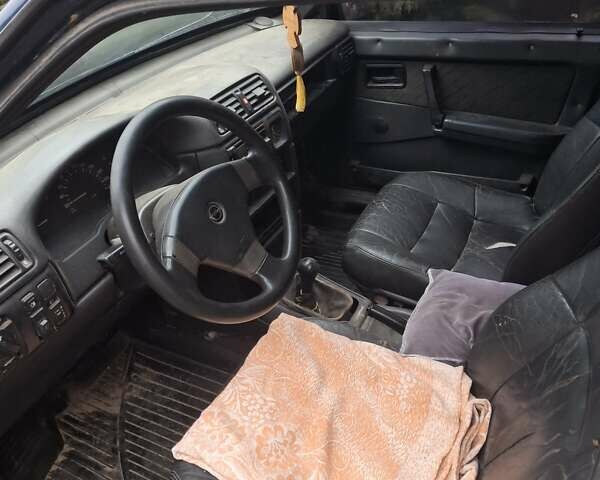 Синій ВАЗ 21099, об'ємом двигуна 1.5 л та пробігом 270 тис. км за 1100 $, фото 4 на Automoto.ua