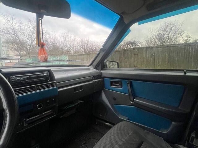 Синий ВАЗ 21099, объемом двигателя 1.5 л и пробегом 250 тыс. км за 1200 $, фото 6 на Automoto.ua