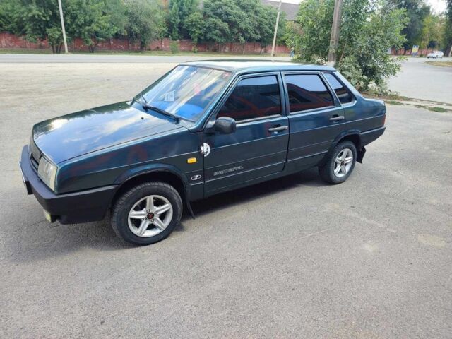Синий ВАЗ 21099, объемом двигателя 1.5 л и пробегом 200 тыс. км за 950 $, фото 5 на Automoto.ua