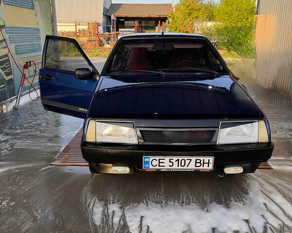 Синий ВАЗ 21099, объемом двигателя 1.5 л и пробегом 150 тыс. км за 1100 $, фото 1 на Automoto.ua