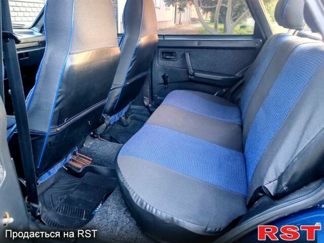 Синий ВАЗ 21099, объемом двигателя 1.5 л и пробегом 250 тыс. км за 1450 $, фото 5 на Automoto.ua