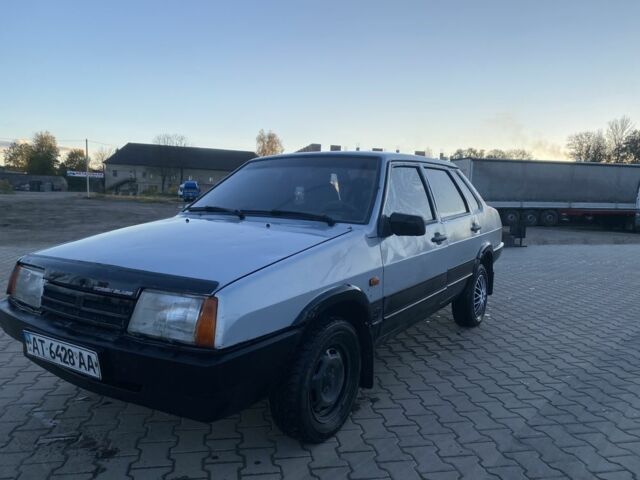 Синий ВАЗ 21099, объемом двигателя 1.5 л и пробегом 35 тыс. км за 1300 $, фото 2 на Automoto.ua