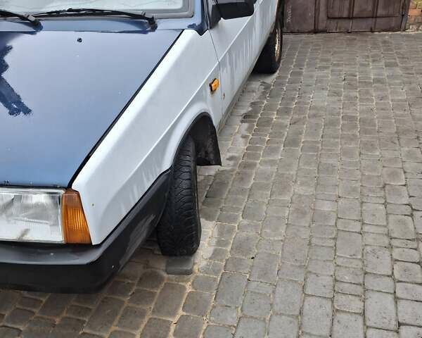 Синій ВАЗ 21099, об'ємом двигуна 1.5 л та пробігом 270 тис. км за 1100 $, фото 2 на Automoto.ua