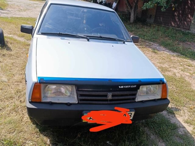 Синий ВАЗ 21099, объемом двигателя 1.5 л и пробегом 94 тыс. км за 1700 $, фото 2 на Automoto.ua