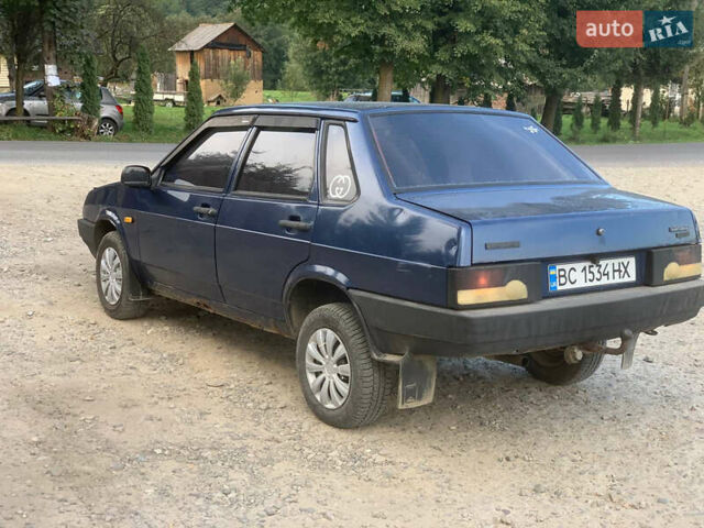 Синий ВАЗ 21099, объемом двигателя 1.5 л и пробегом 175 тыс. км за 1050 $, фото 3 на Automoto.ua