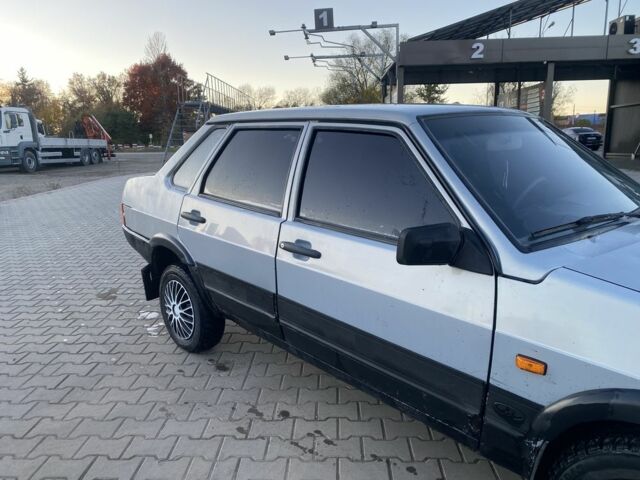Синий ВАЗ 21099, объемом двигателя 1.5 л и пробегом 35 тыс. км за 1300 $, фото 4 на Automoto.ua