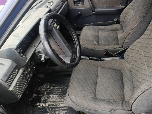 Синий ВАЗ 21099, объемом двигателя 1.5 л и пробегом 157 тыс. км за 1000 $, фото 1 на Automoto.ua