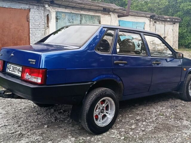 Синий ВАЗ 21099, объемом двигателя 1.5 л и пробегом 150 тыс. км за 1950 $, фото 3 на Automoto.ua