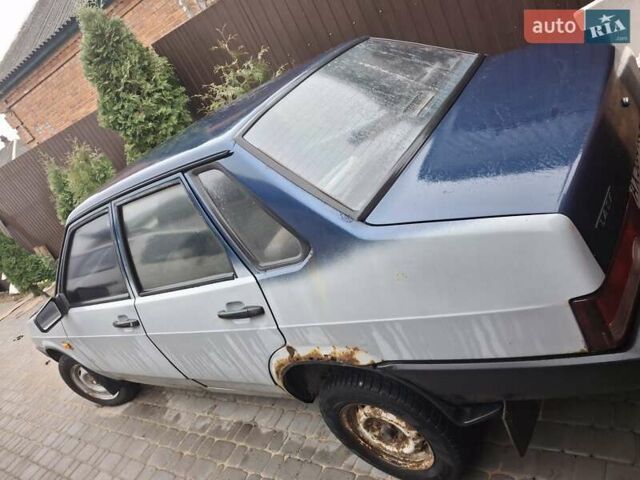 Синій ВАЗ 21099, об'ємом двигуна 1.5 л та пробігом 270 тис. км за 1100 $, фото 3 на Automoto.ua