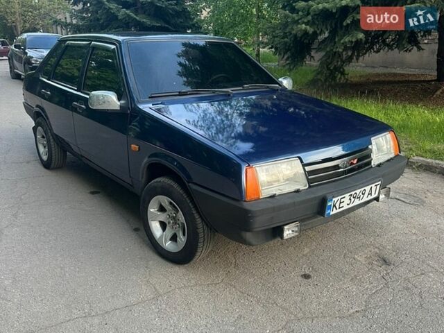 Синий ВАЗ 21099, объемом двигателя 1.5 л и пробегом 178 тыс. км за 2100 $, фото 2 на Automoto.ua