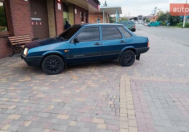 Синий ВАЗ 21099, объемом двигателя 1.5 л и пробегом 220 тыс. км за 2499 $, фото 4 на Automoto.ua