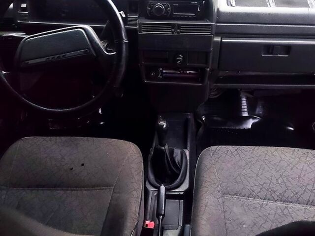 Синий ВАЗ 21099, объемом двигателя 1.5 л и пробегом 0 тыс. км за 1400 $, фото 7 на Automoto.ua