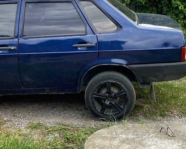 Синий ВАЗ 21099, объемом двигателя 1.5 л и пробегом 70 тыс. км за 1500 $, фото 3 на Automoto.ua