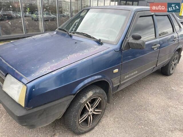 Синий ВАЗ 21099, объемом двигателя 1.6 л и пробегом 250 тыс. км за 1200 $, фото 2 на Automoto.ua