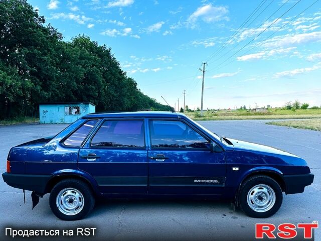 Синий ВАЗ 21099, объемом двигателя 1.5 л и пробегом 200 тыс. км за 1700 $, фото 5 на Automoto.ua