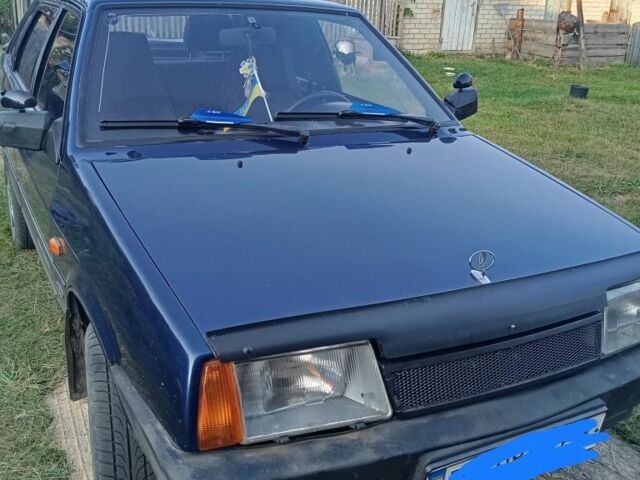 Синий ВАЗ 21099, объемом двигателя 0 л и пробегом 200 тыс. км за 1500 $, фото 3 на Automoto.ua