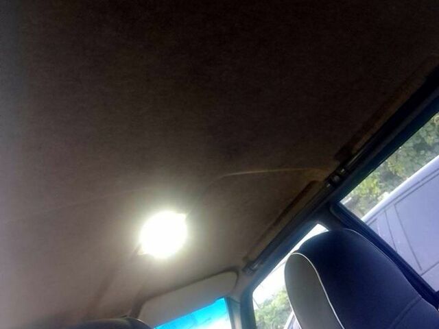 Синий ВАЗ 21099, объемом двигателя 1.5 л и пробегом 200 тыс. км за 800 $, фото 4 на Automoto.ua