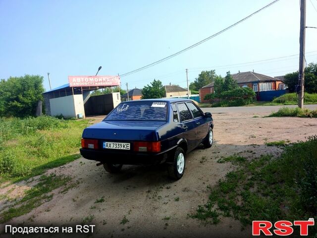 Синій ВАЗ 21099, об'ємом двигуна 1.5 л та пробігом 205 тис. км за 2000 $, фото 2 на Automoto.ua