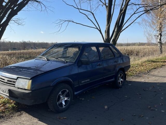 Синий ВАЗ 21099, объемом двигателя 1.5 л и пробегом 242 тыс. км за 1450 $, фото 1 на Automoto.ua