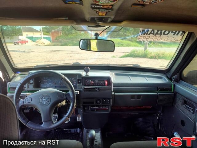 Синій ВАЗ 21099, об'ємом двигуна 1.5 л та пробігом 205 тис. км за 2000 $, фото 3 на Automoto.ua