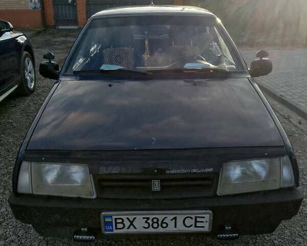 ВАЗ 21099 2005 у Каменце-Подольском на Automoto.ua Синій ВАЗ 21099, об'ємом двигуна 1.5 л та пробігом 30 тис. км за 1500 $, фото 6 на Automoto.ua