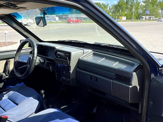 Синий ВАЗ 21099, объемом двигателя 1.5 л и пробегом 120 тыс. км за 1800 $, фото 6 на Automoto.ua