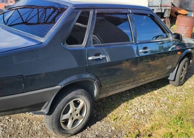 Синий ВАЗ 21099, объемом двигателя 1.5 л и пробегом 152 тыс. км за 1100 $, фото 6 на Automoto.ua