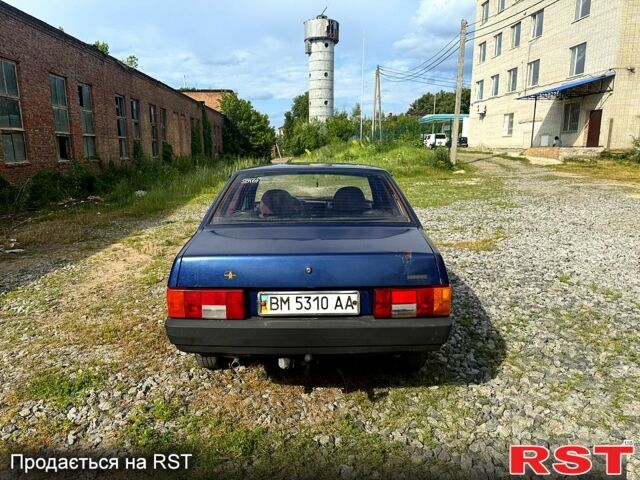 Синий ВАЗ 21099, объемом двигателя 1.5 л и пробегом 216 тыс. км за 950 $, фото 5 на Automoto.ua