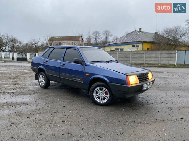 Синий ВАЗ 21099, объемом двигателя 1.6 л и пробегом 200 тыс. км за 1950 $, фото 2 на Automoto.ua