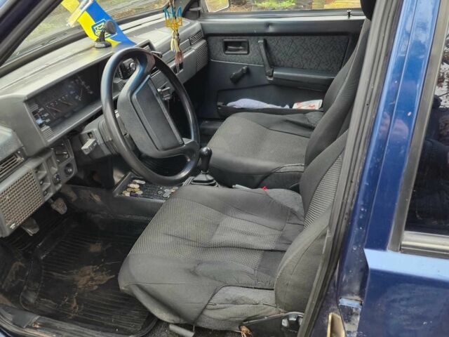 Синій ВАЗ 21099, об'ємом двигуна 1.6 л та пробігом 124 тис. км за 1302 $, фото 5 на Automoto.ua