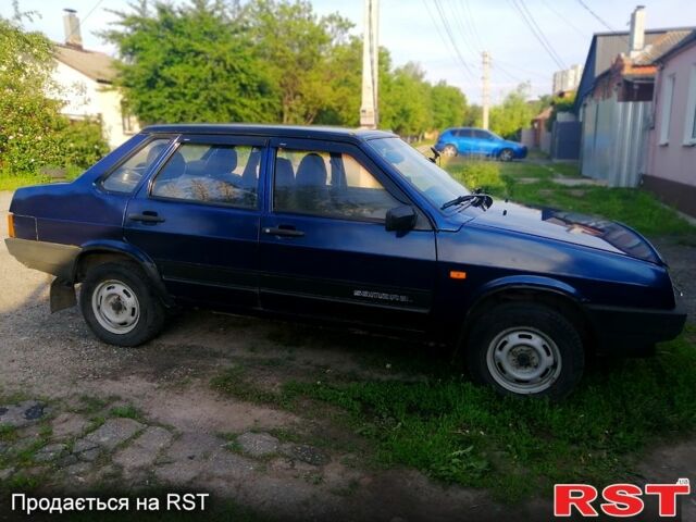 Синий ВАЗ 21099, объемом двигателя 1.5 л и пробегом 200 тыс. км за 950 $, фото 4 на Automoto.ua