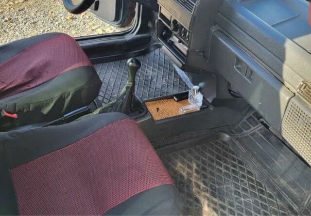 Синий ВАЗ 21099, объемом двигателя 1.5 л и пробегом 152 тыс. км за 1100 $, фото 3 на Automoto.ua