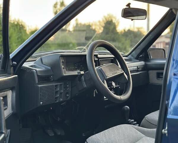 Синий ВАЗ 21099, объемом двигателя 1.5 л и пробегом 98 тыс. км за 3799 $, фото 4 на Automoto.ua
