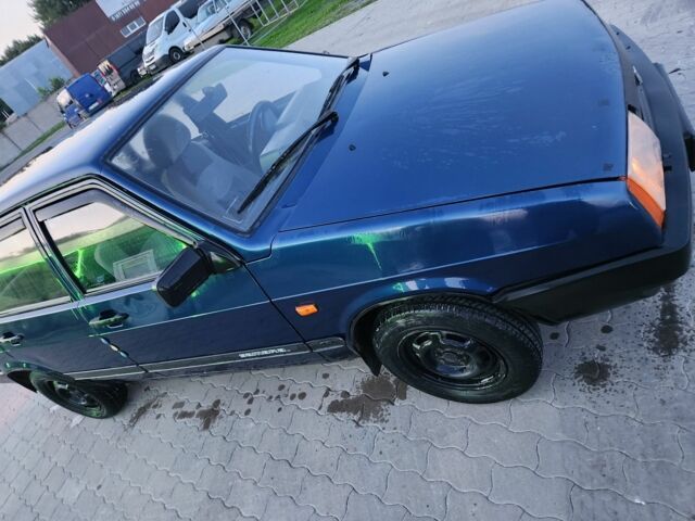 Синий ВАЗ 21099, объемом двигателя 1.5 л и пробегом 100 тыс. км за 800 $, фото 3 на Automoto.ua